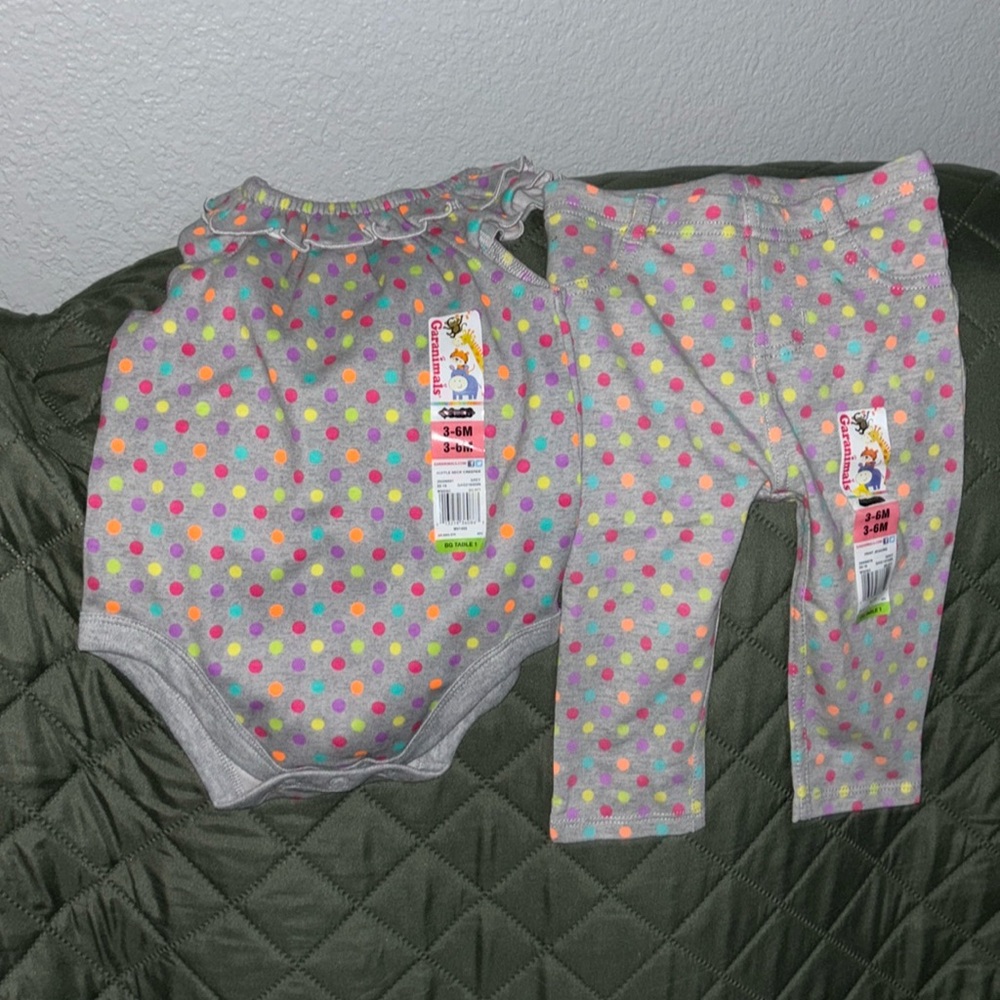 Garanimals 3-6 month old baby girl short sleeve onesie and long pants